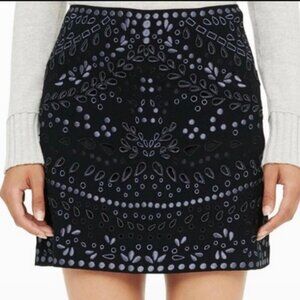 Club Monaco Jory Beaded Embroidered Mini Skirt Size 6